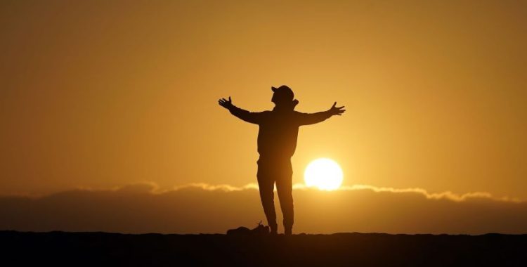 A diferença entre solidão e solitude