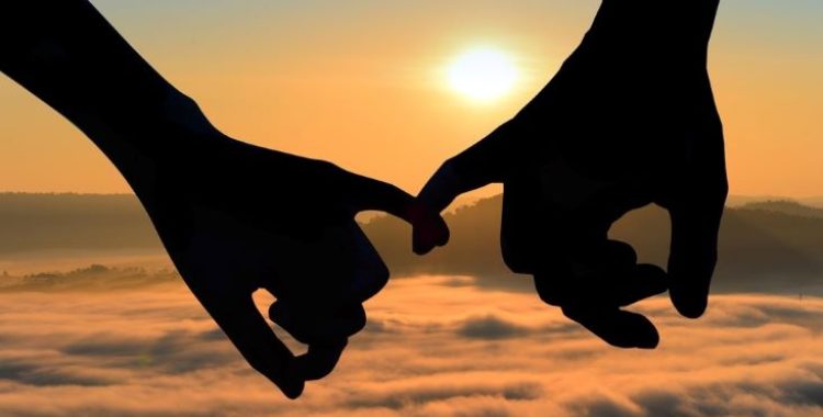 Fidelidade Além da Cama. Descubra como a verdadeira fidelidade vai além da traição física e se manifesta na honestidade emocional